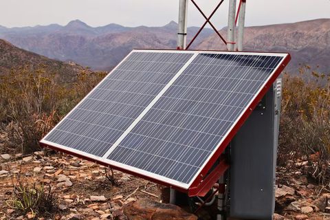 Portable Solar Generators: Explore Practical Backup Power Solutions